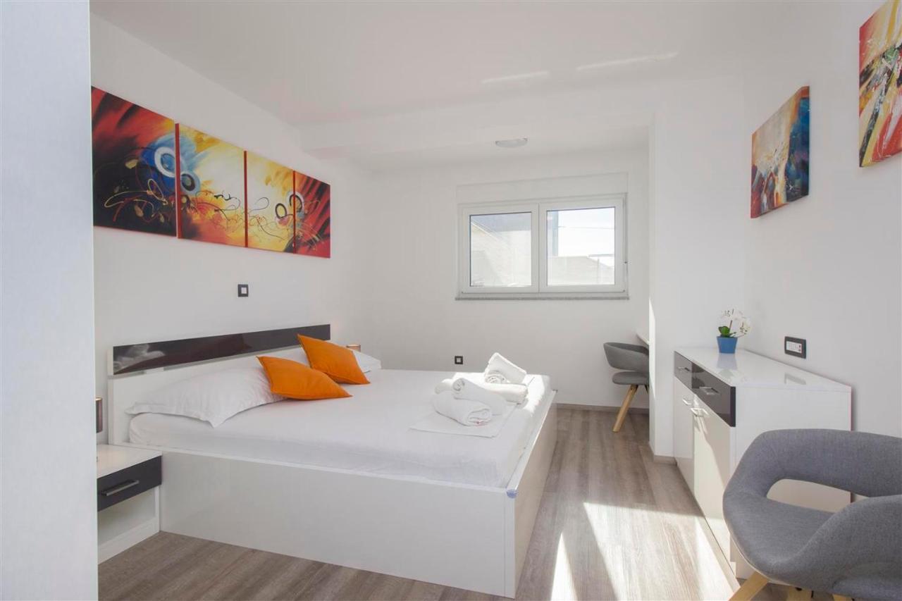 Villa Top Of Murter, Three Bedroom Apartment Exteriör bild